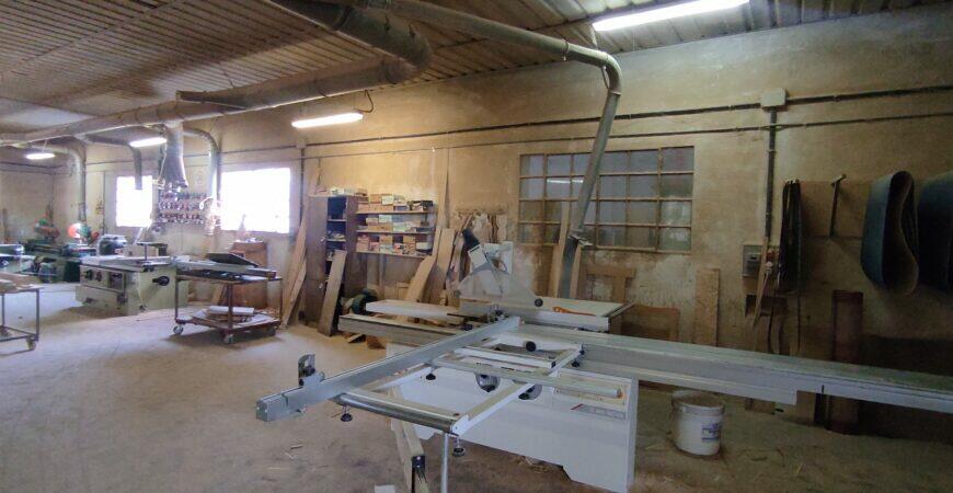 Laboratorio/magazzino con corte privata 14