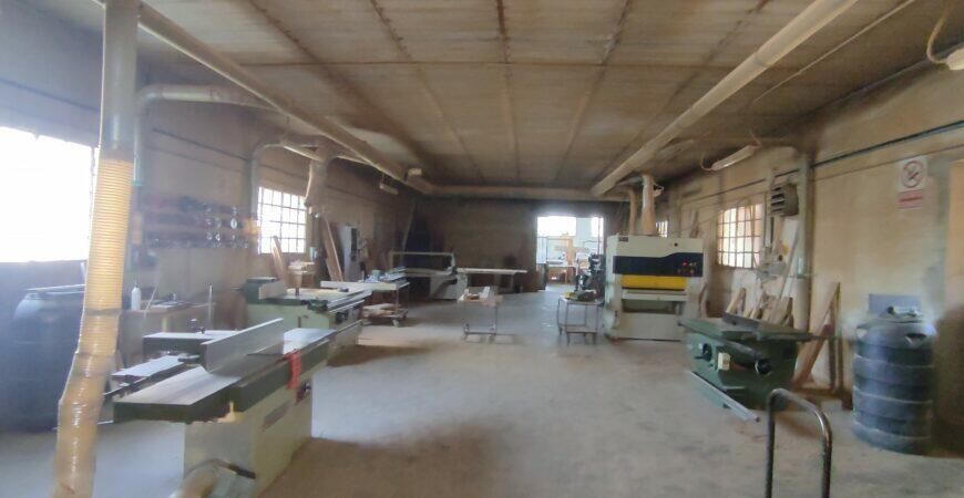 Laboratorio/magazzino con corte privata 17