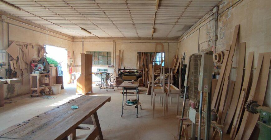 Laboratorio/magazzino con corte privata 18