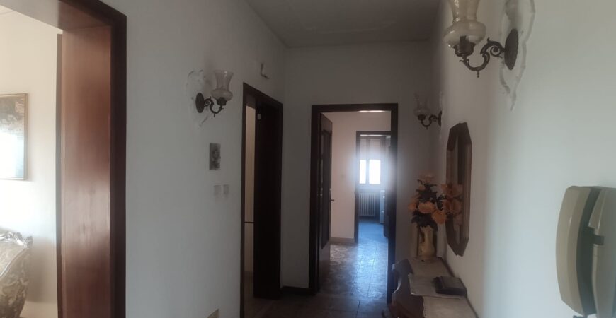 Bifamiliare completa in centro a Vangadizza 7