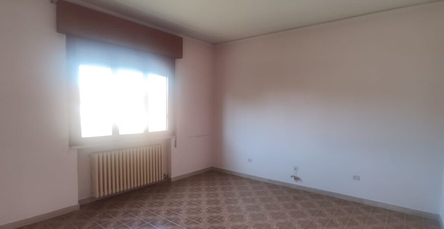 Bifamiliare completa in centro a Vangadizza 22