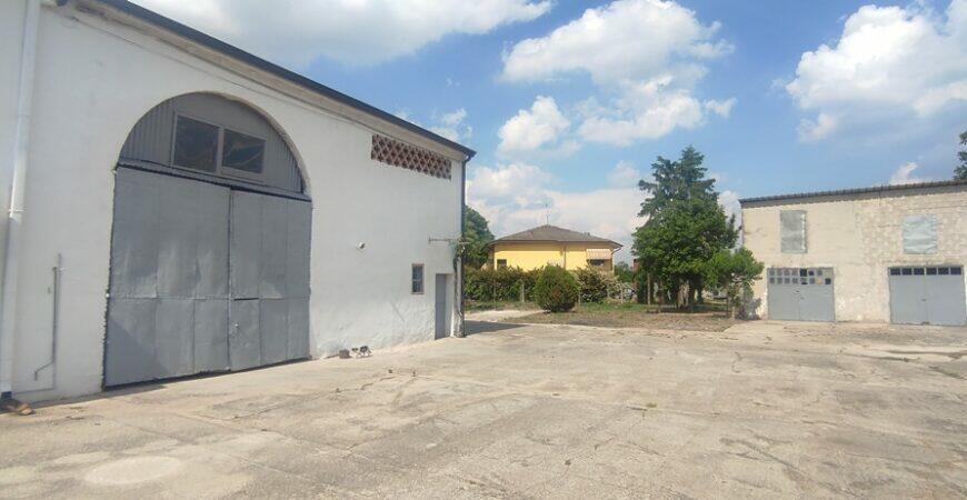 Casa semindipendente abitabile da subito 1