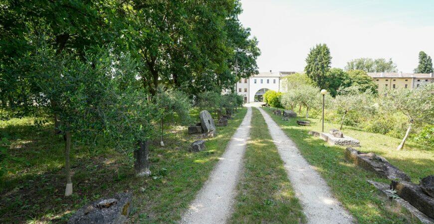 Bellissima villa con parco 7