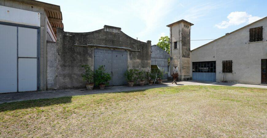 Bellissima villa con parco 9