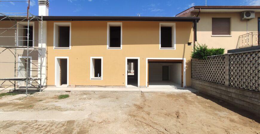 Nuova porzione di bifamiliare a San Vito di Cerea 0