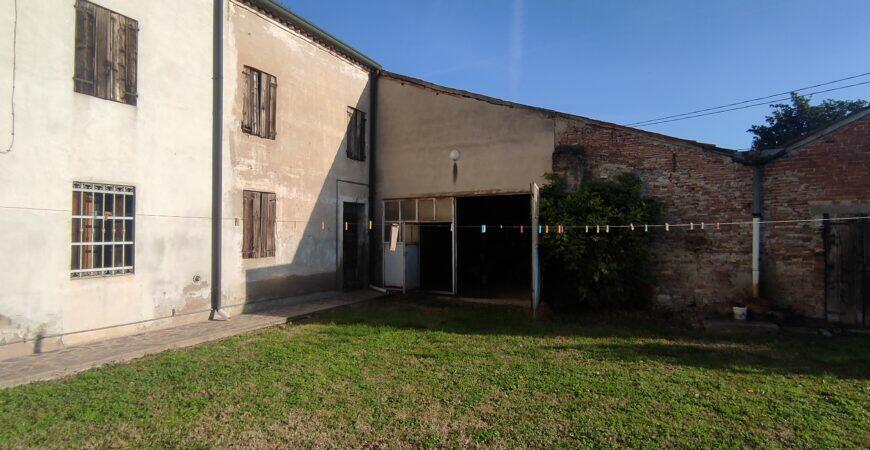 Complesso rurale comodo alla Traspolesana 5
