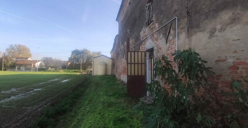Complesso rurale comodo alla Traspolesana 7