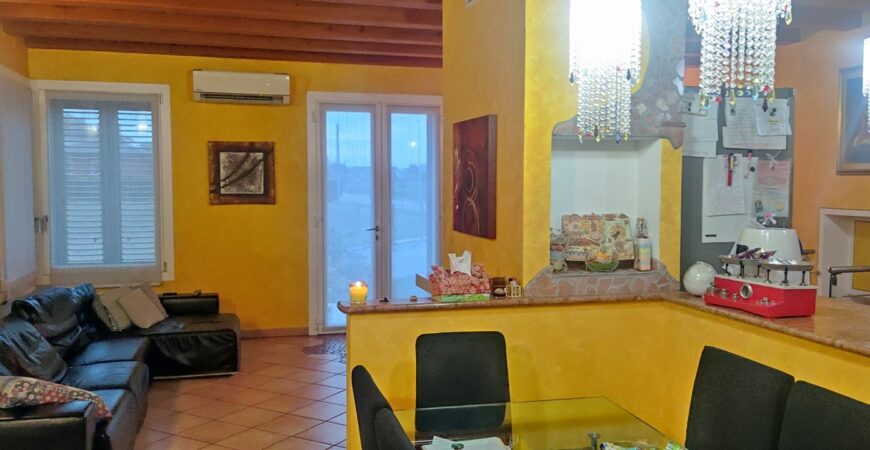 Bellissima villa bifamiliare a Nogara 12