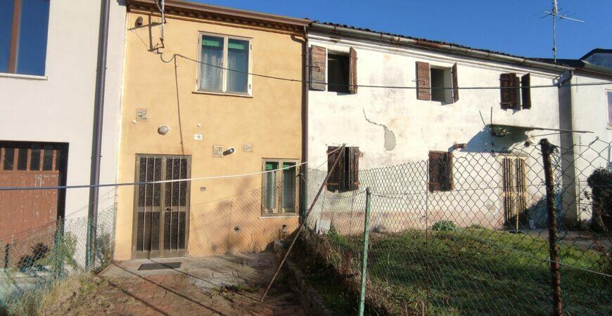 2 Abitazioni a Sanguinetto 1