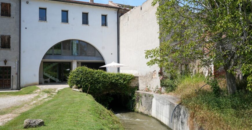 Villa a schiera unica nel suo genere 0