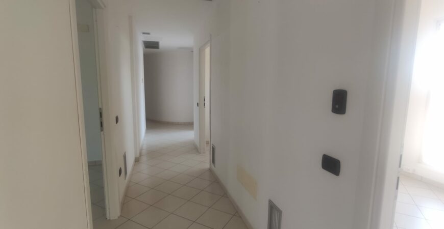 Ufficio/Studio in centro a Concamarise 4