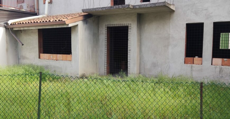Villetta al grezzo in centro a Cerea 3