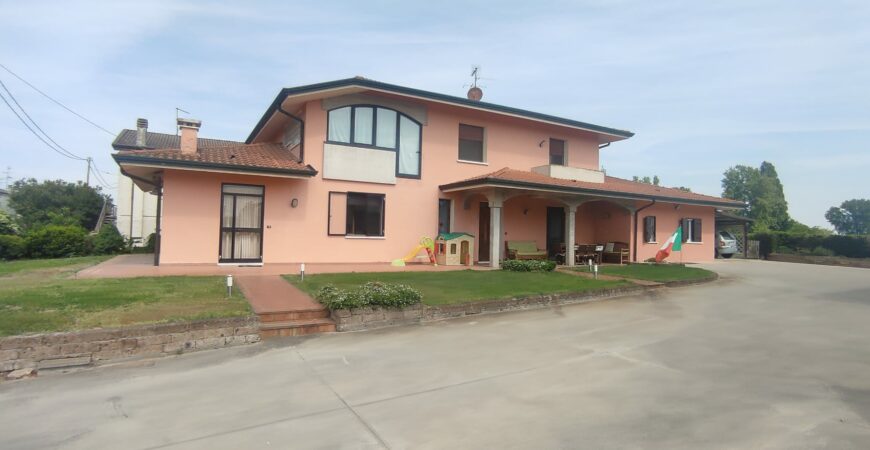 Bellissima villa singola a Cerea 3