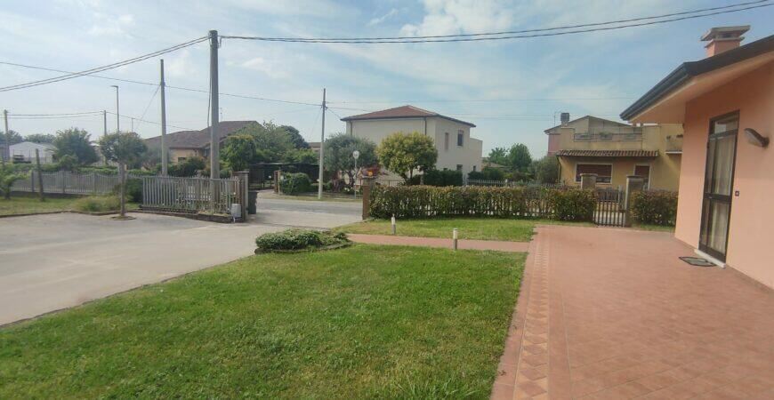 Bellissima villa singola a Cerea 34